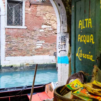 La famosa librería sumergida de Venecia: Acqua Alta